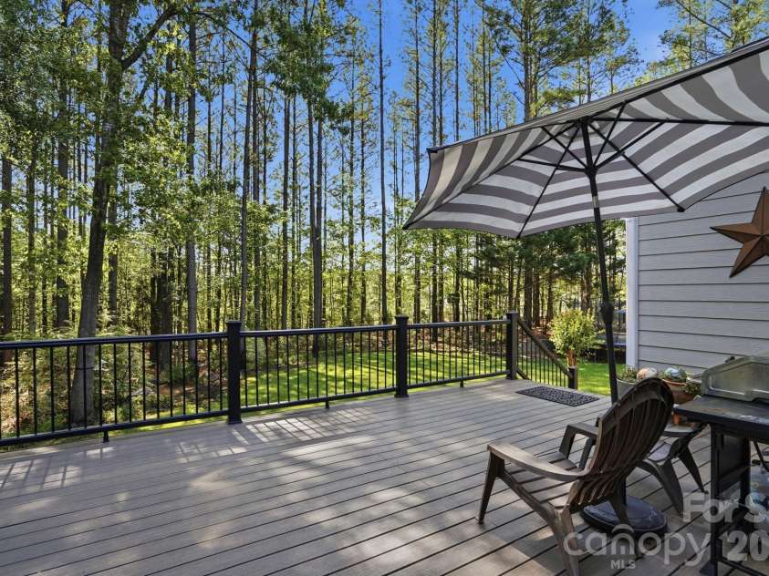 3105 Stanway Court, Waxhaw, NC 28173.  MLS# CAR4372880, YatesRealty ID 20924. Deck