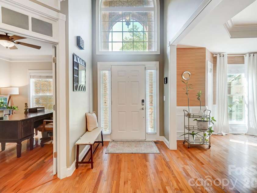 3105 Stanway Court, Waxhaw, NC 28173.  MLS# CAR4372880, YatesRealty ID 20924. Foyer