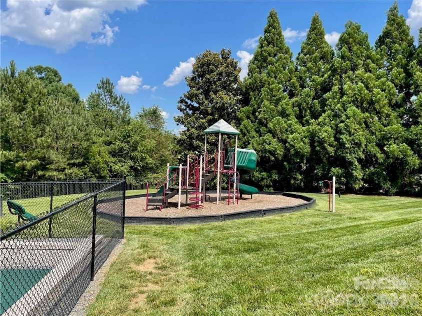 3105 Stanway Court, Waxhaw, NC 28173.  MLS# CAR4372880, YatesRealty ID 20924. Playground
