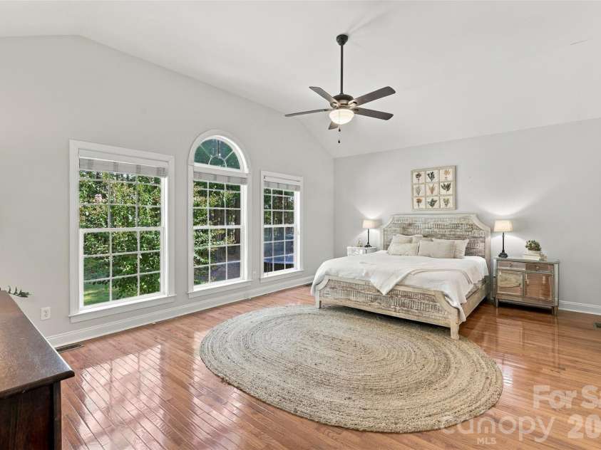 3105 Stanway Court, Waxhaw, NC 28173.  MLS# CAR4425136, YatesRealty ID 20924. Natural light in primary