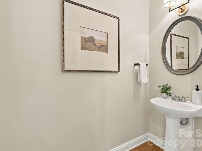 3105 Stanway Court, Waxhaw, NC 28173.  MLS# CAR4425136, YatesRealty ID 20924. Powder room