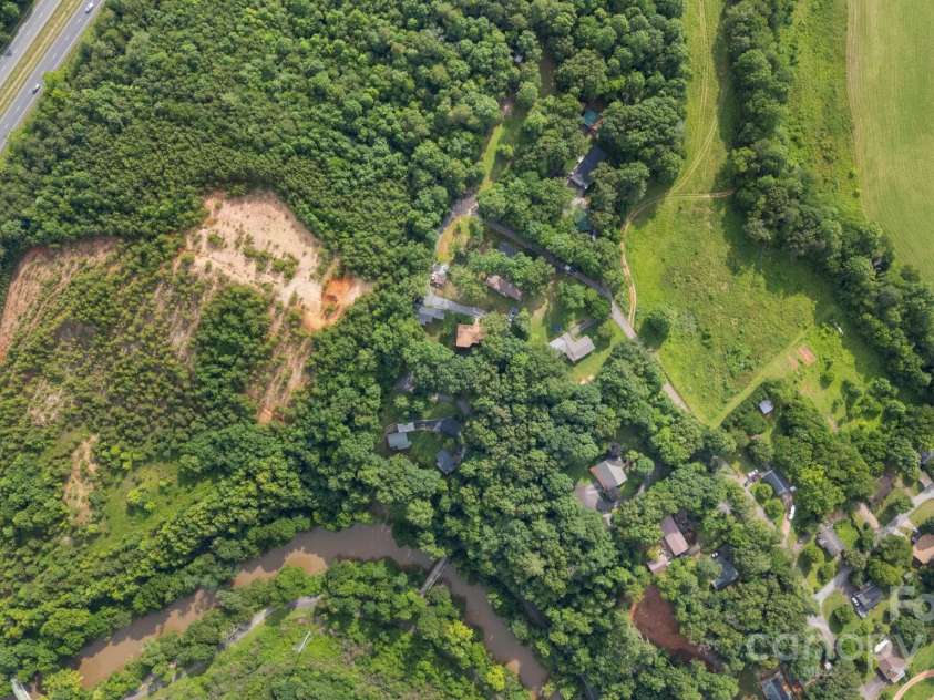 435 Pauline Avenue, Franklin, NC 28734.  MLS# CAR4273328, YatesRealty ID 20924. 