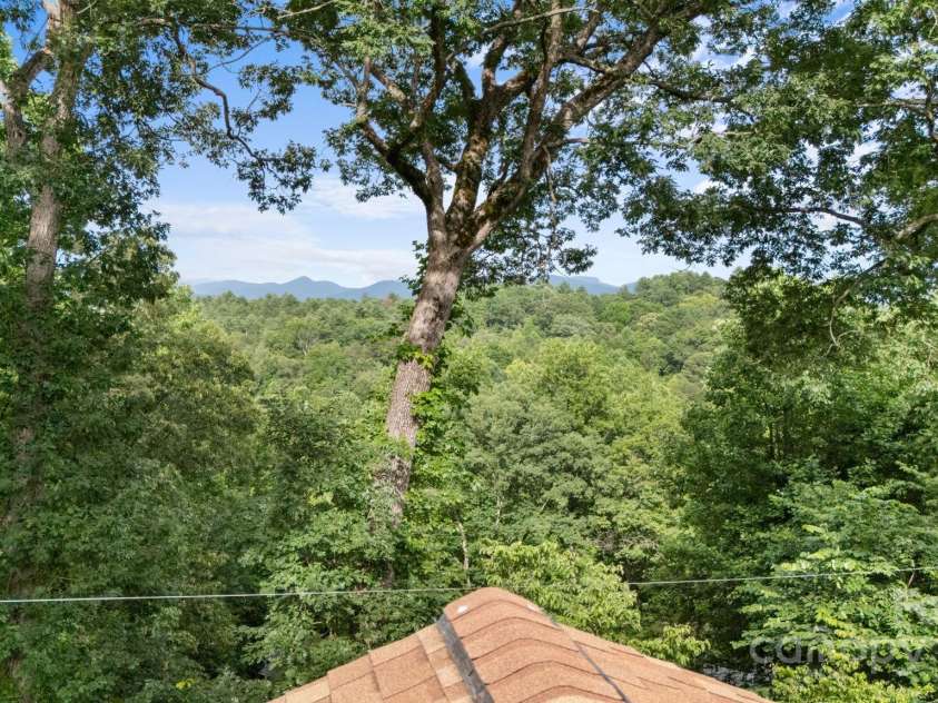 435 Pauline Avenue, Franklin, NC 28734.  MLS# CAR4273328, YatesRealty ID 20924. 