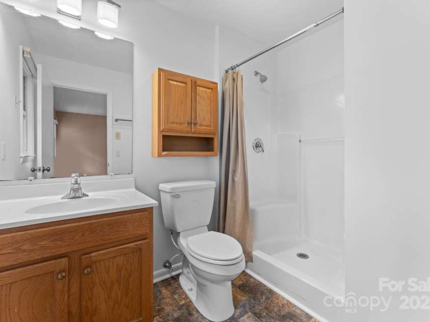 435 Pauline Avenue, Franklin, NC 28734.  MLS# CAR4273328, YatesRealty ID 20924. 