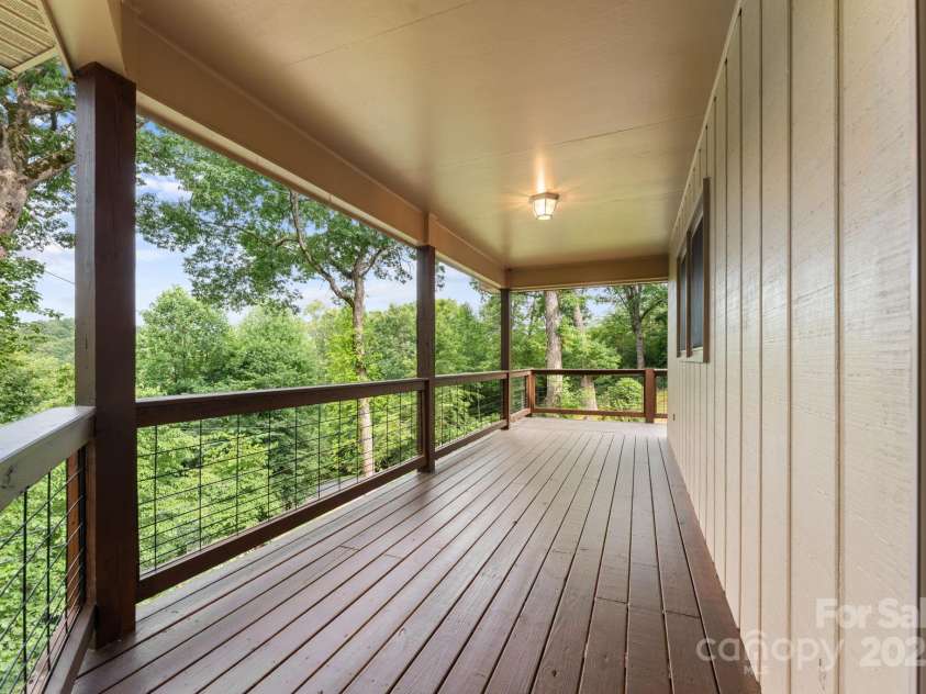 435 Pauline Avenue, Franklin, NC 28734.  MLS# CAR4273328, YatesRealty ID 20924. 