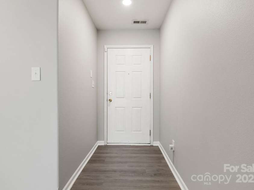 7315 Gasper Lane, Fort Mill, SC 29707.  MLS# CAR4268234, YatesRealty ID 20925. 