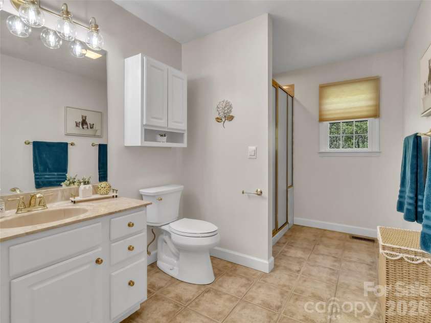 88 Adams Drive, Clyde, NC 28721.  MLS# CAR4379425, YatesRealty ID 20925. 
