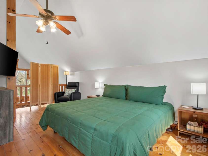 101 Jack Straw Lane, Burnsville, NC 28714.  MLS# CAR4372621, YatesRealty ID 20927. 