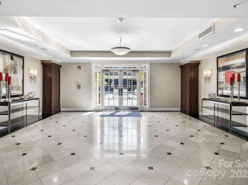 300 5th Street, Charlotte, NC 28202.  MLS# CAR4332845, YatesRealty ID 20929. Main Rotunda off Pool Terrace