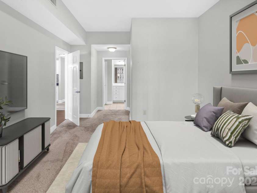 300 5th Street, Charlotte, NC 28202.  MLS# CAR4332845, YatesRealty ID 20929. Virtually staged BR