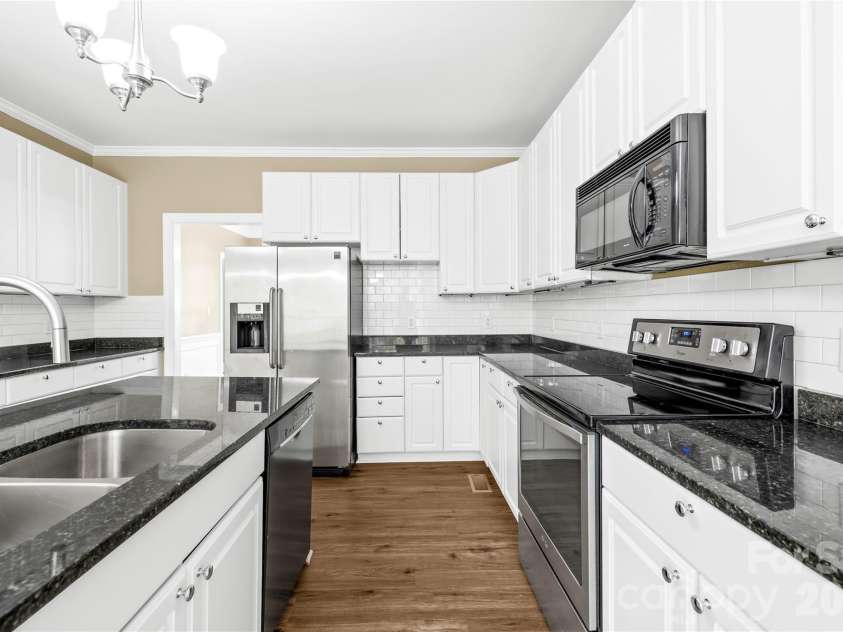 5407 Berrywood Lane, Monroe, NC 28110.  MLS# CAR4367103, YatesRealty ID 20929. 