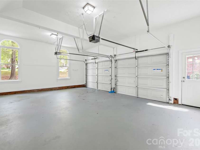 5407 Berrywood Lane, Monroe, NC 28110.  MLS# CAR4367103, YatesRealty ID 20929. 