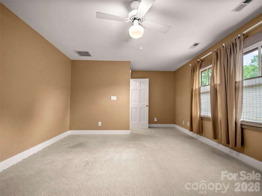 4 Lacoste Drive, Hendersonville, NC 28739.  MLS# CAR4381202, YatesRealty ID 2093. 