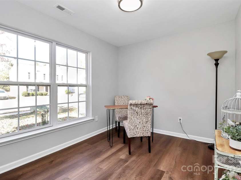 513 Stillgreen Lane, Charlotte, NC 28214.  MLS# CAR4319573, YatesRealty ID 2093. 