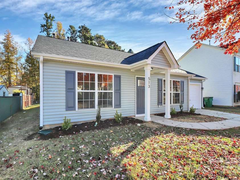 513 Stillgreen Lane, Charlotte, NC 28214.  MLS# CAR4319573, YatesRealty ID 2093. 