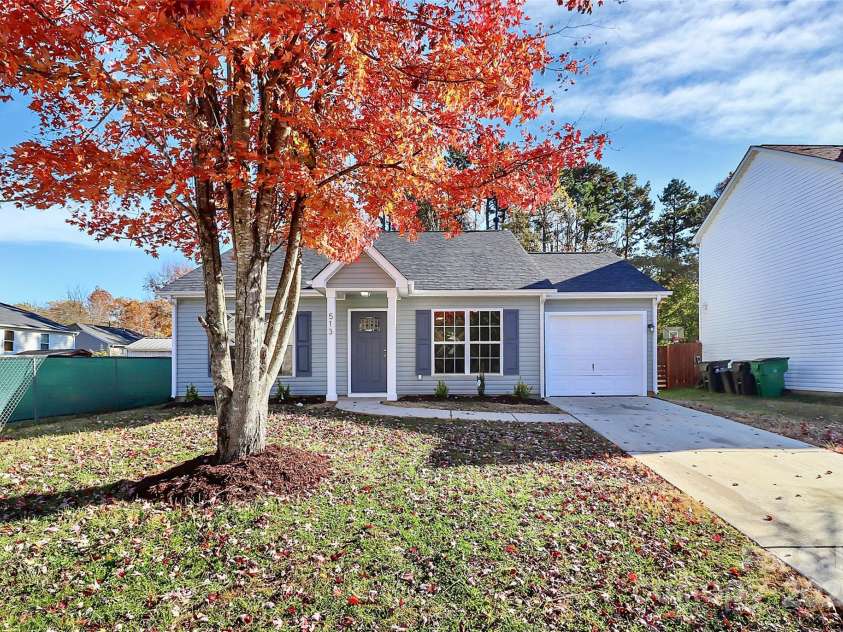 513 Stillgreen Lane, Charlotte, NC 28214.  MLS# CAR4319573, YatesRealty ID 2093. 