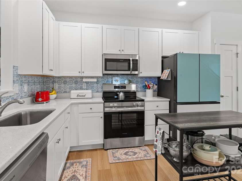 212 Rockrose Court, Asheville, NC 28803.  MLS# CAR4264269, YatesRealty ID 20930. 