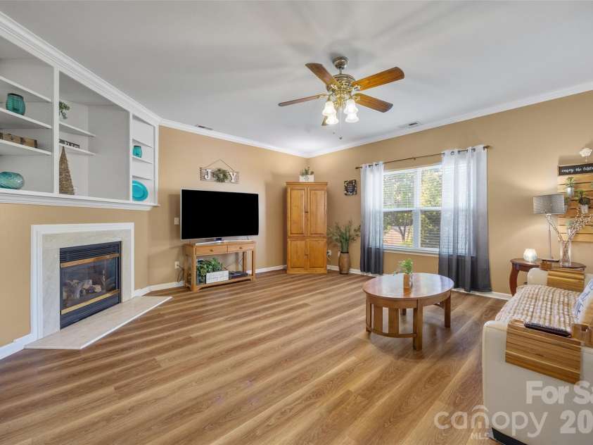 3419 Pickney Bluff, Fort Mill, SC 29715.  MLS# CAR4368329, YatesRealty ID 20930. 