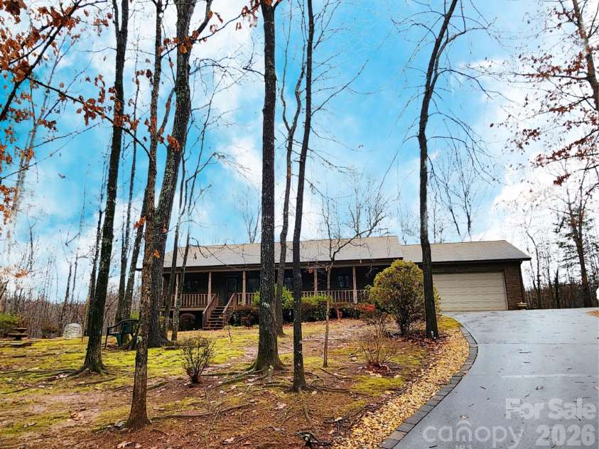 2919 Teton Drive, Newton, NC 28658.  MLS# CAR4334516, YatesRealty ID 20931. 
