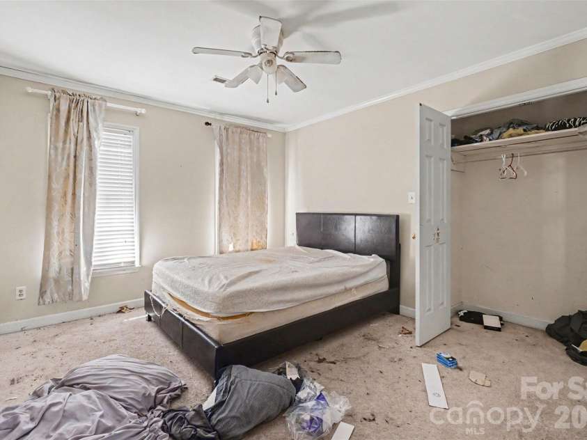 1504 Plantation Trail, Gastonia, NC 28056.  MLS# CAR4378157, YatesRealty ID 20932. 