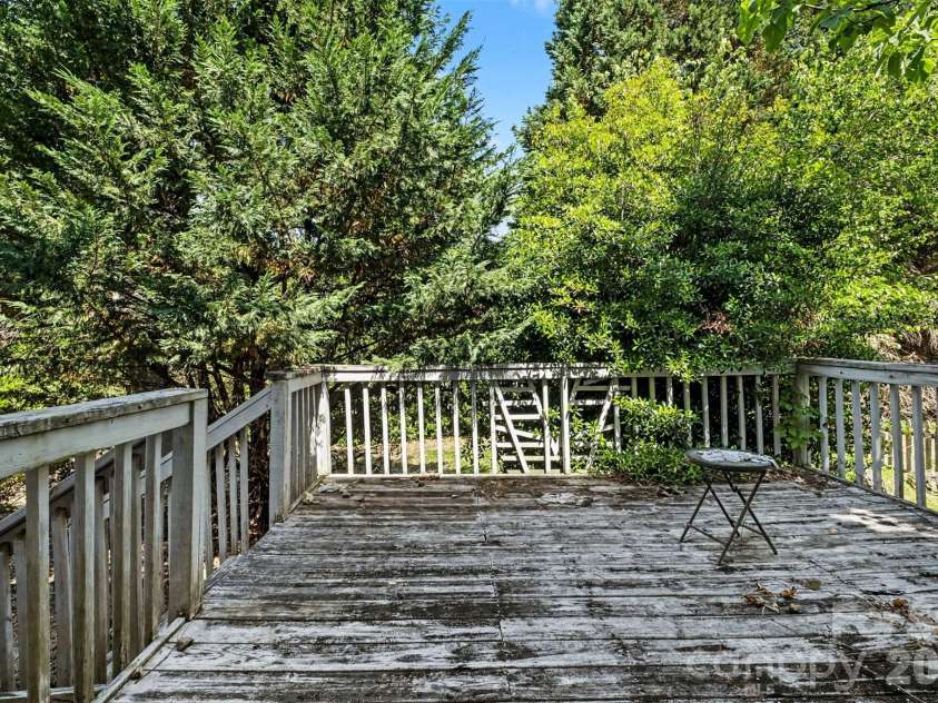 1504 Plantation Trail, Gastonia, NC 28056.  MLS# CAR4378157, YatesRealty ID 20932. 