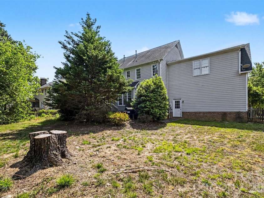 1504 Plantation Trail, Gastonia, NC 28056.  MLS# CAR4378157, YatesRealty ID 20932. 