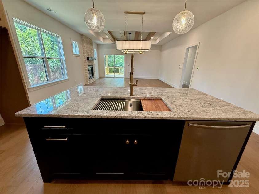 1721 S New Hope Road, Gastonia, NC 28054.  MLS# CAR4267967, YatesRealty ID 20932. 