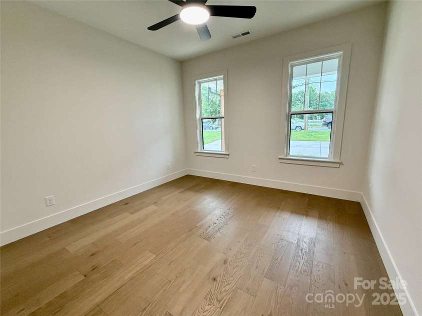 1721 S New Hope Road, Gastonia, NC 28054.  MLS# CAR4267967, YatesRealty ID 20932. 