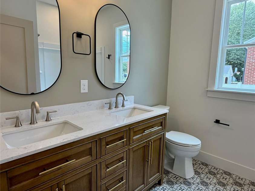 1721 S New Hope Road, Gastonia, NC 28054.  MLS# CAR4267967, YatesRealty ID 20932. 