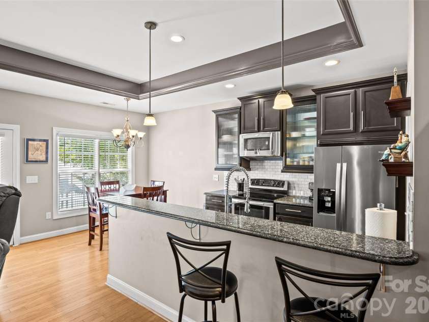 1263 Curry Way, Matthews, NC 28104.  MLS# CAR4378848, YatesRealty ID 20933. 