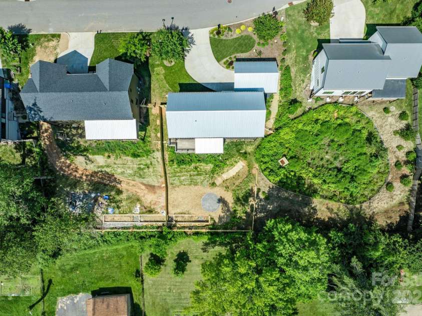 20 Malvern Walk, Asheville, NC 28806.  MLS# CAR4269584, YatesRealty ID 20933. 