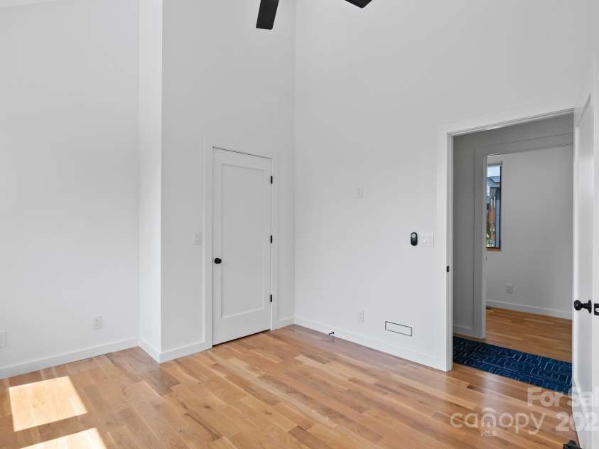 20 Malvern Walk, Asheville, NC 28806.  MLS# CAR4321807, YatesRealty ID 20933. 