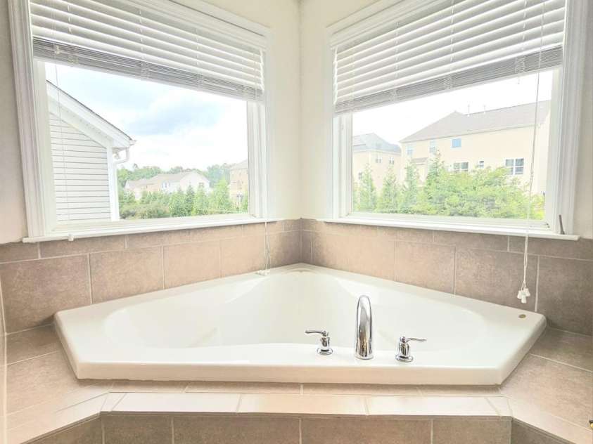 2634 Treeline Drive, Concord, NC 28027.  MLS# CAR4267258, YatesRealty ID 20934. 