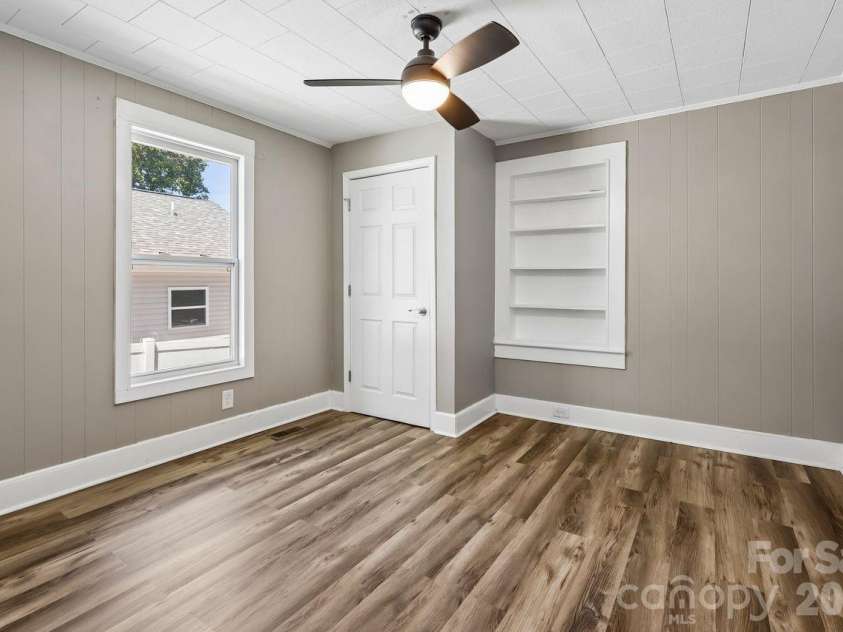 408 Park Avenue, Gastonia, NC 28054.  MLS# CAR4371754, YatesRealty ID 20934. 