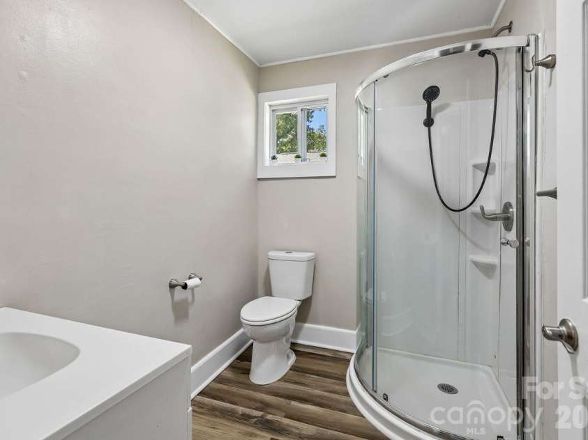 408 Park Avenue, Gastonia, NC 28054.  MLS# CAR4371754, YatesRealty ID 20934. 
