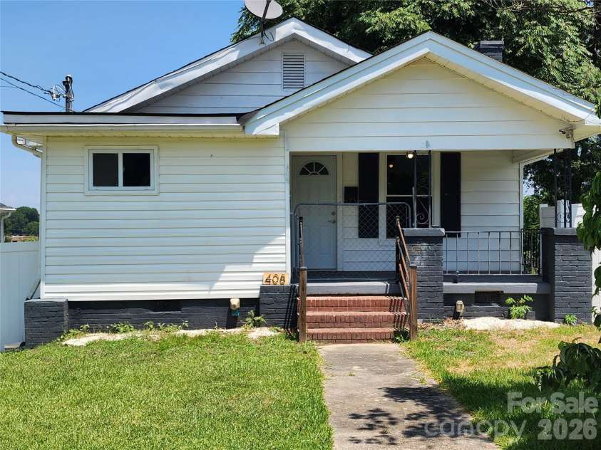 408 Park Avenue, Gastonia, NC 28054.  MLS# CAR4371754, YatesRealty ID 20934. 