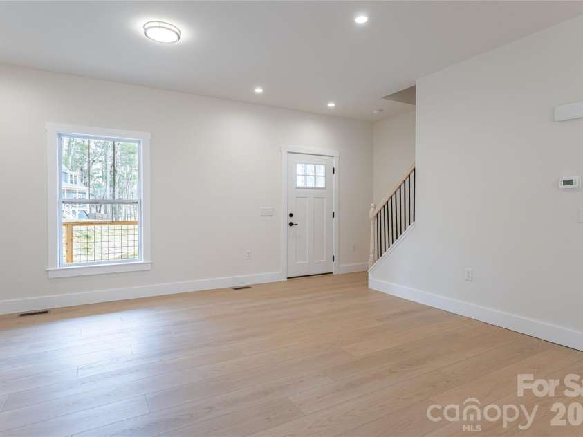 165 Cascade Ridge Road, Fairview, NC 28730.  MLS# CAR4351945, YatesRealty ID 20935. 