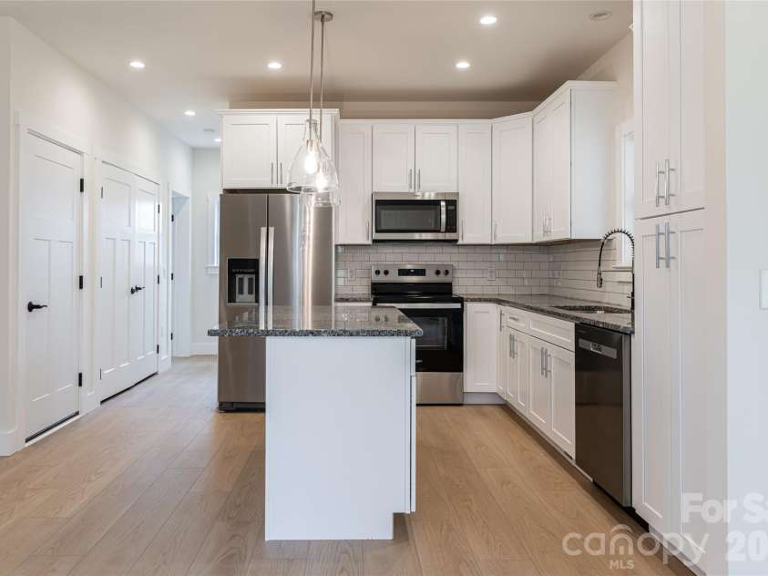 165 Cascade Ridge Road, Fairview, NC 28730.  MLS# CAR4351945, YatesRealty ID 20935. 