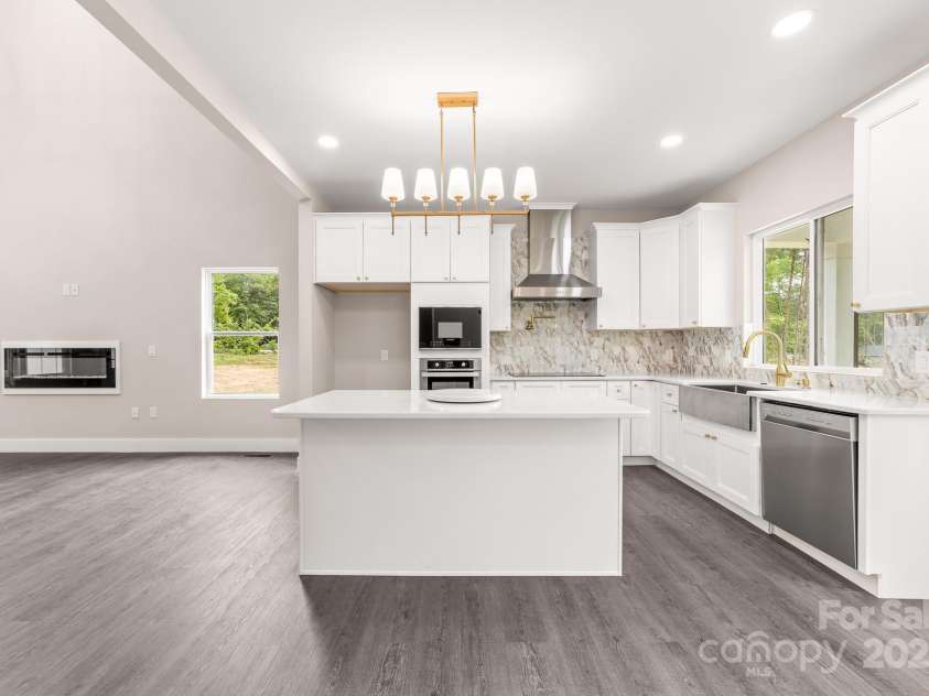 1471 Marshbrooke Lane, Catawba, NC 28609.  MLS# CAR4269162, YatesRealty ID 20936. 