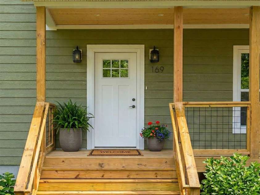 169 Cascade Ridge Road, Fairview, NC 28730.  MLS# CAR4351388, YatesRealty ID 20936. 