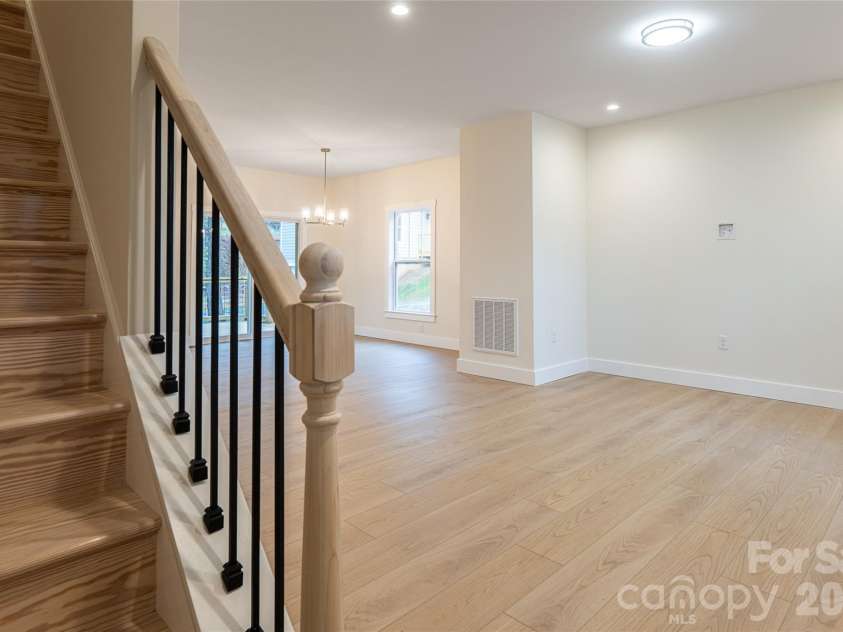 169 Cascade Ridge Road, Fairview, NC 28730.  MLS# CAR4351388, YatesRealty ID 20936. 