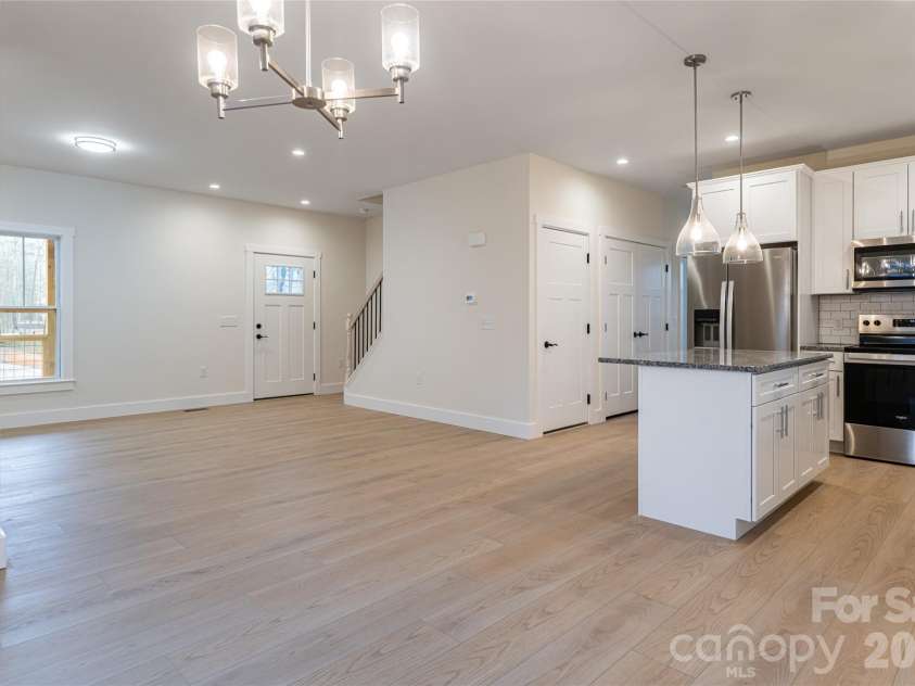 169 Cascade Ridge Road, Fairview, NC 28730.  MLS# CAR4351388, YatesRealty ID 20936. 