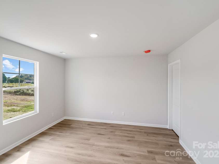 137 Red Cedar Lane, Statesville, NC 28625.  MLS# CAR4309152, YatesRealty ID 20938. 