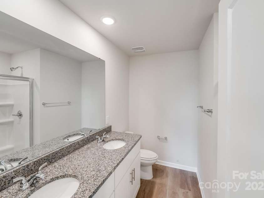 137 Red Cedar Lane, Statesville, NC 28625.  MLS# CAR4309152, YatesRealty ID 20938. 