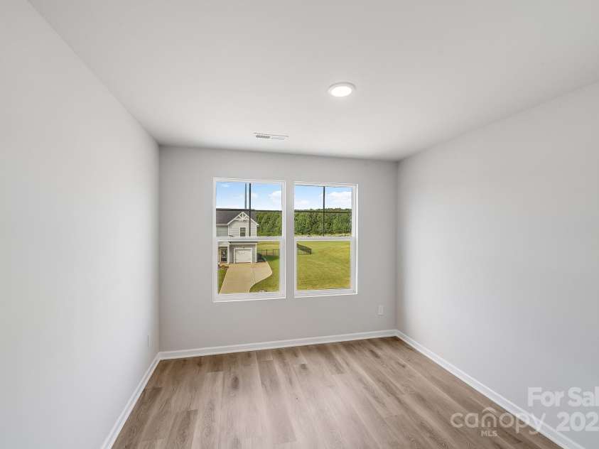 137 Red Cedar Lane, Statesville, NC 28625.  MLS# CAR4309152, YatesRealty ID 20938. 