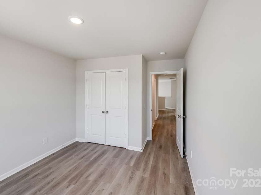 137 Red Cedar Lane, Statesville, NC 28625.  MLS# CAR4309152, YatesRealty ID 20938. 