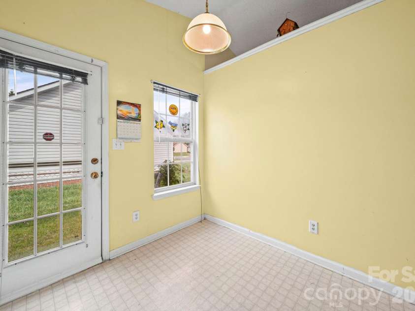 3311 Atlas Drive, Charlotte, NC 28269.  MLS# CAR4376224, YatesRealty ID 20939. 