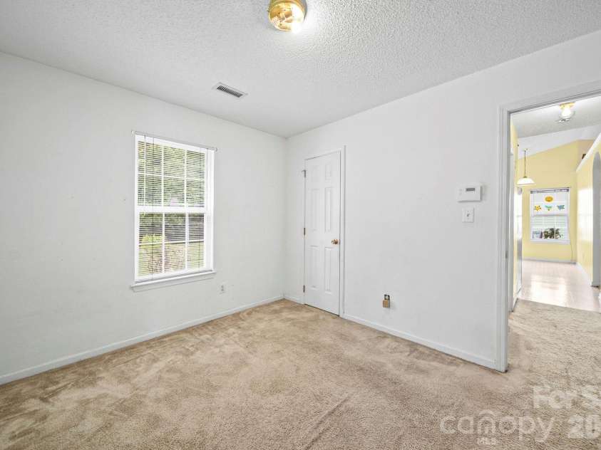 3311 Atlas Drive, Charlotte, NC 28269.  MLS# CAR4376224, YatesRealty ID 20939. 