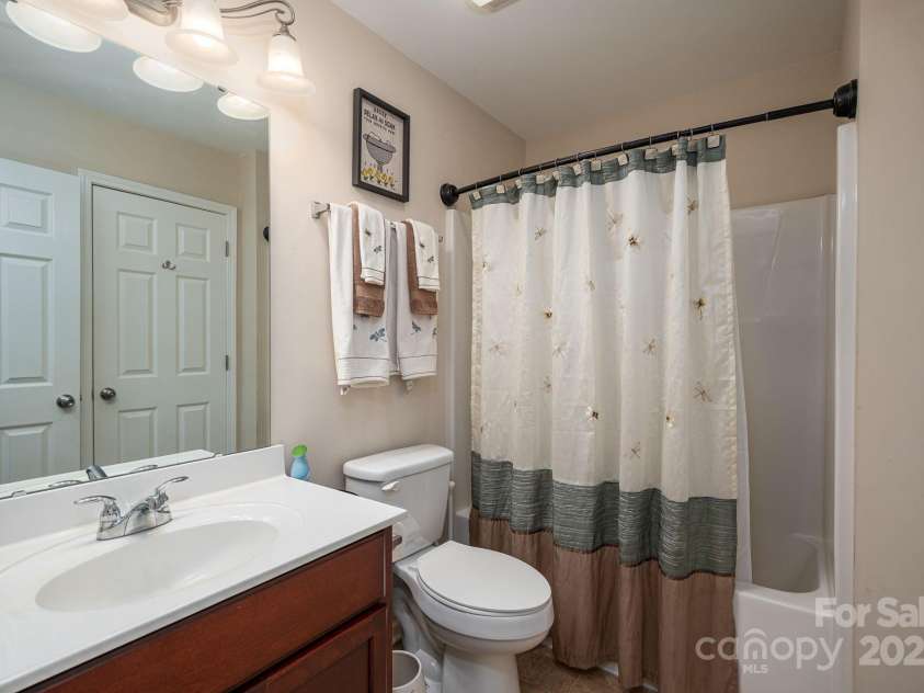 1613 Stone Pine Drive, Gastonia, NC 28056.  MLS# CAR4306487, YatesRealty ID 2094. 