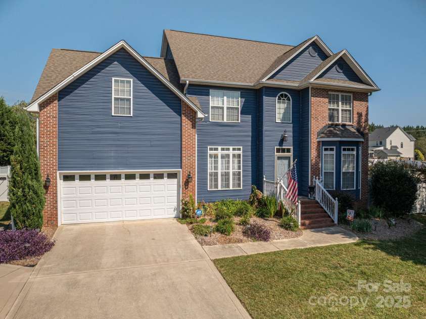 1613 Stone Pine Drive, Gastonia, NC 28056.  MLS# CAR4306487, YatesRealty ID 2094. 